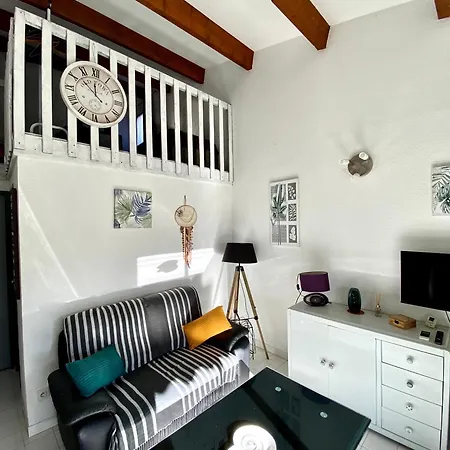 Holiday home Maison De Parking Wifi Calme Cap D Agde
